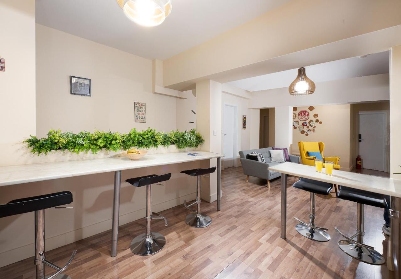 Enattica Syntagma Living Apartment Athena Bagian luar foto