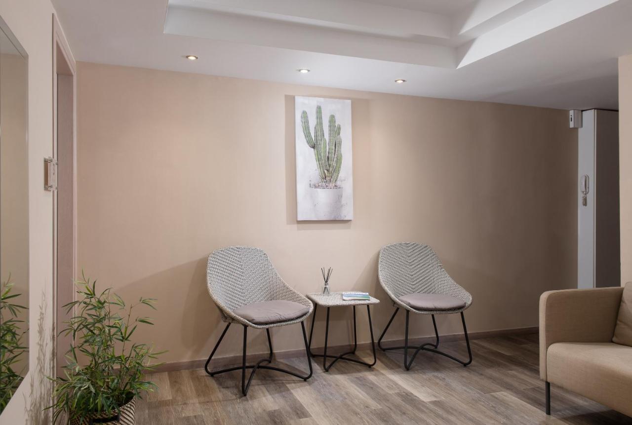 Enattica Syntagma Living Apartment Athena Bagian luar foto